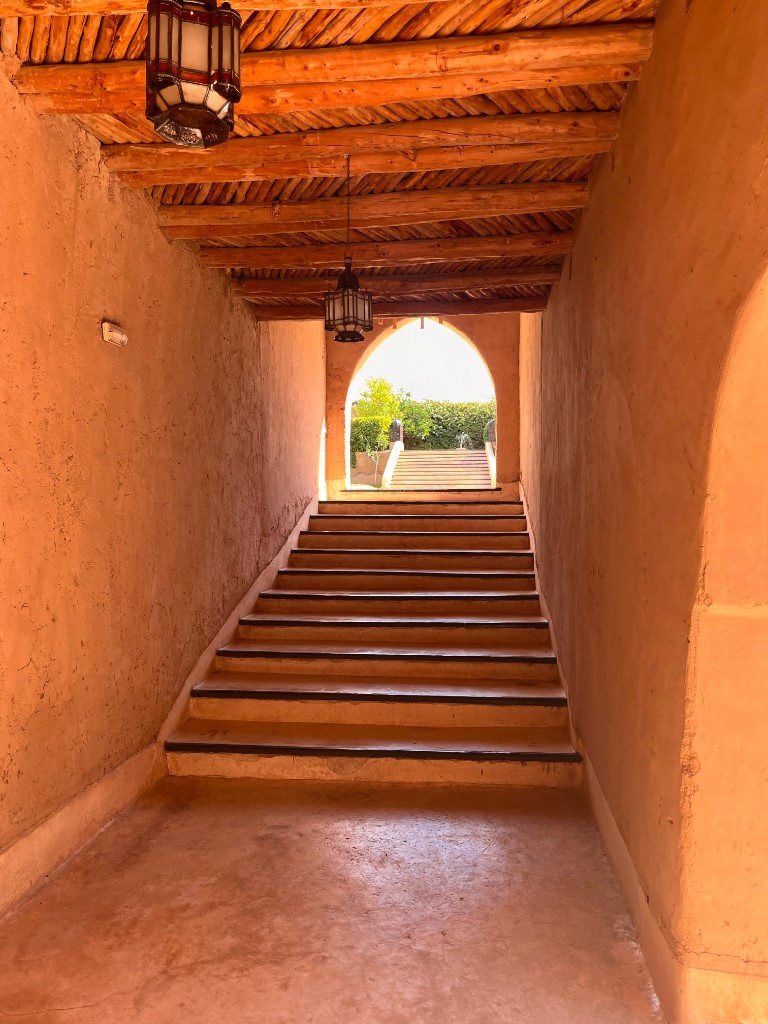 Courtyard at dusk, Tigmi